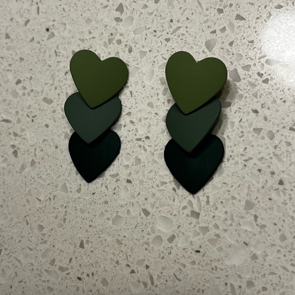 Color Block Heart Drop Earrings - Picture 5 of 11